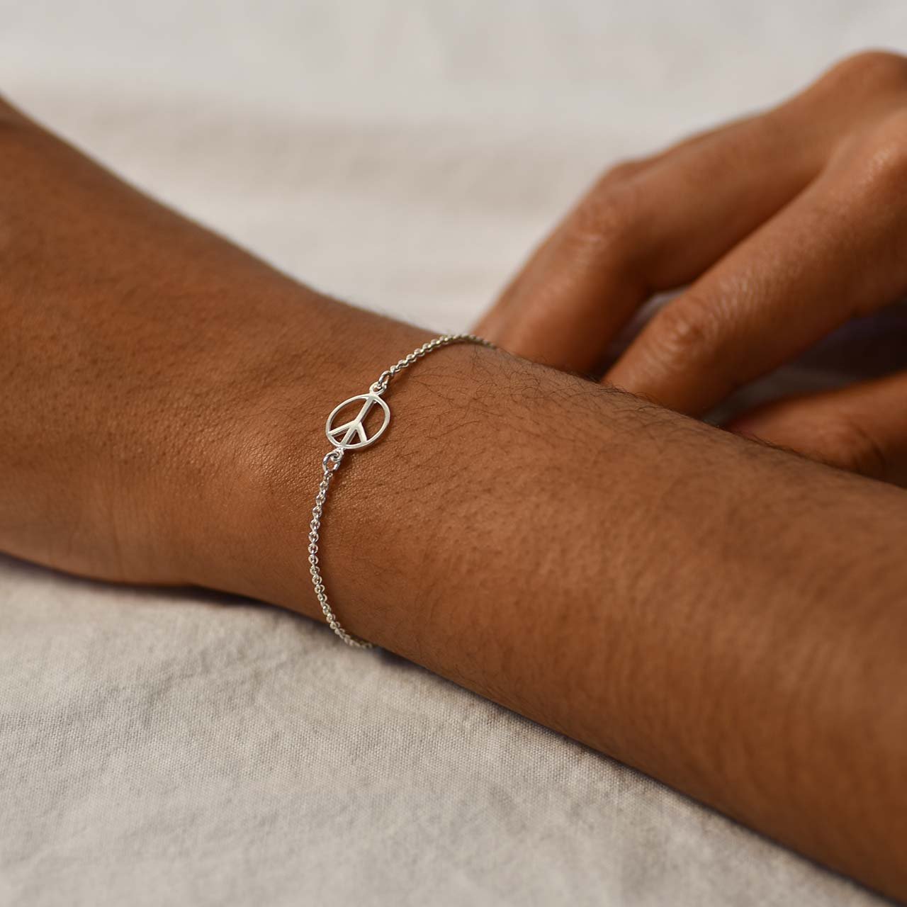 Peace Bracelet – Feministsmeden