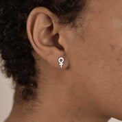 1st Emma Litet Blankt Örhänge - Feministsmeden