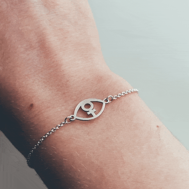 Feministöga armband silver