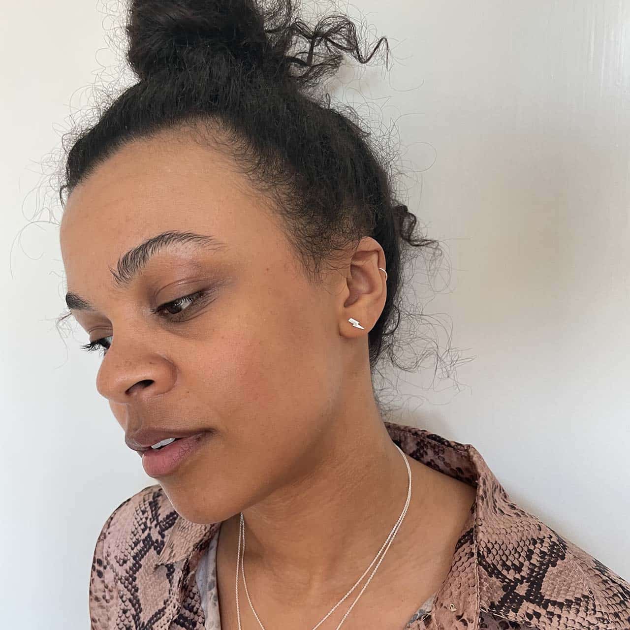 Blixtar Studs Silver - Feministsmeden