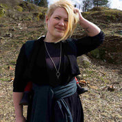 Clara Stort Kvinnotecken Hänge - Feministsmeden