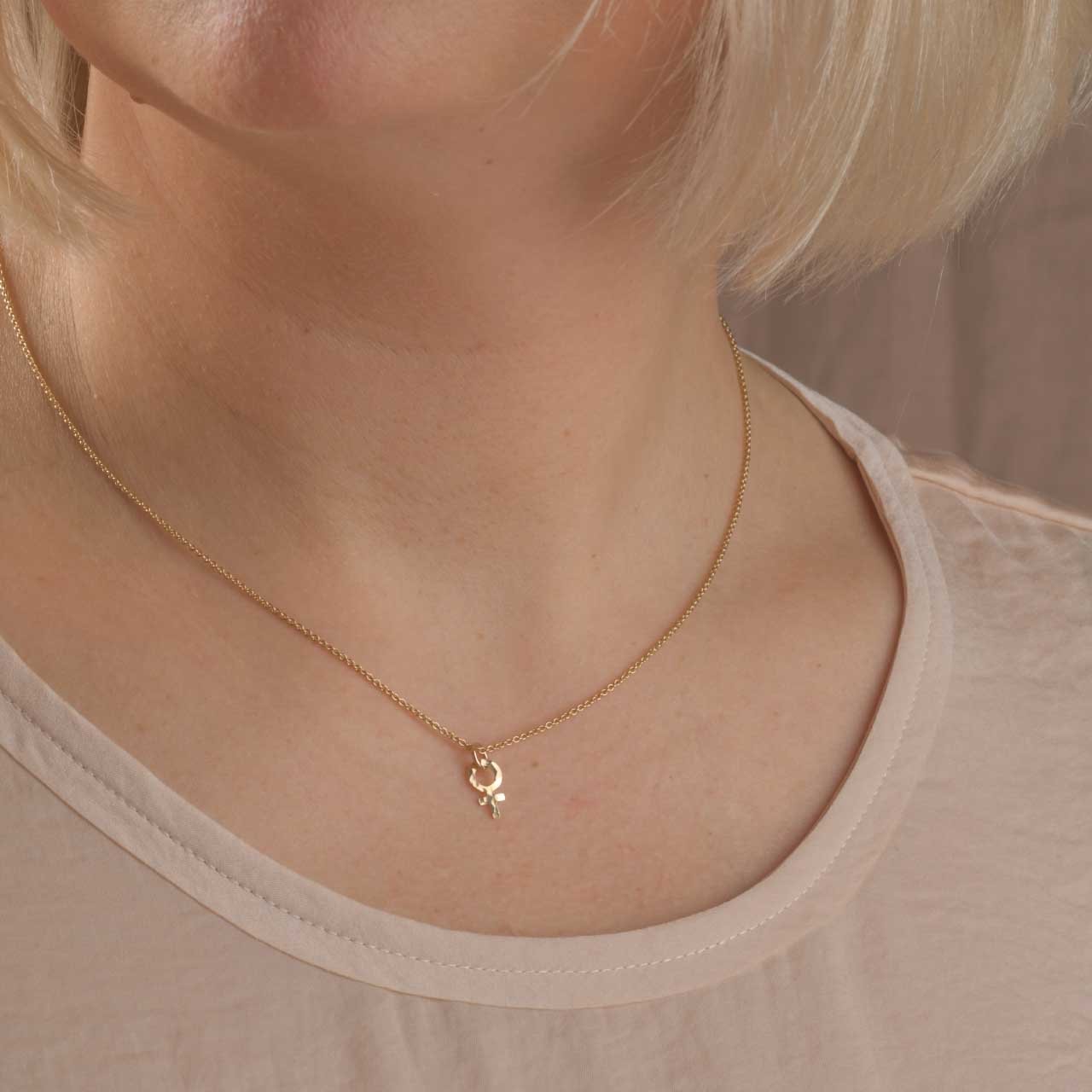 Fatima Hamrat Litet Hänge 18k Guld - Feministsmeden