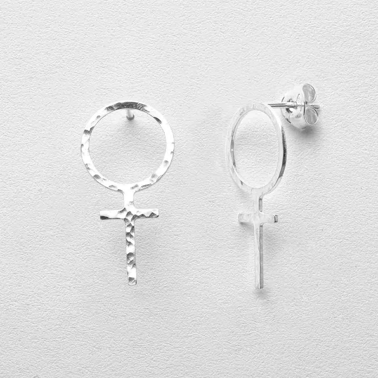 Fredrika Hamrade örhängen - Feministsmeden