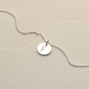 Graverat Personligt Litet Hänge - Feministsmeden