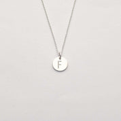 Graverat Personligt Litet Hänge - Feministsmeden