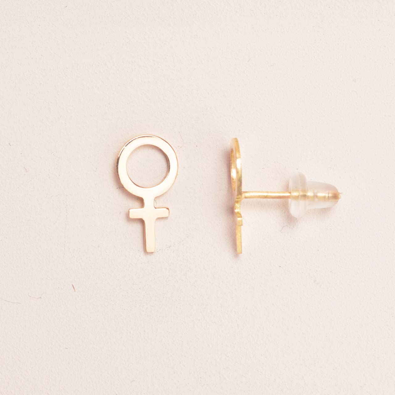 Harriet Feministörhängen 18k guld - Feministsmeden