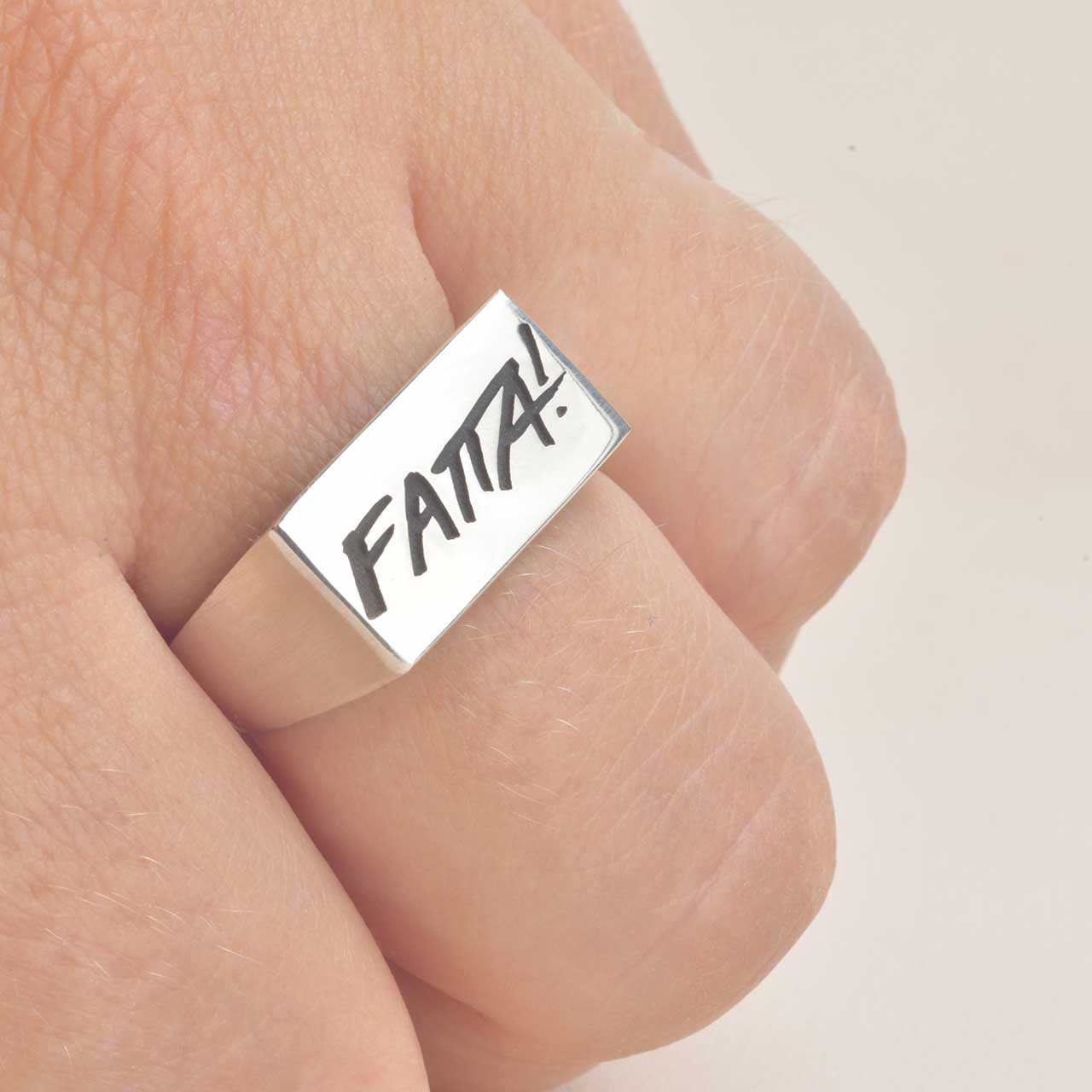 Klackring FATTA - Feministsmeden