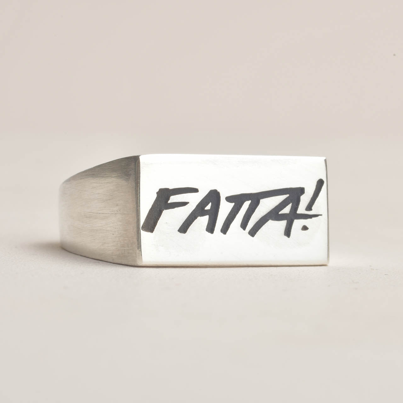 Klackring FATTA - Feministsmeden