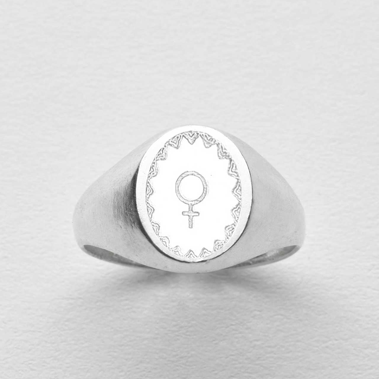 Klackring Oval - Feministsmeden