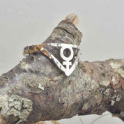 KVINNORING - Feministsmeden