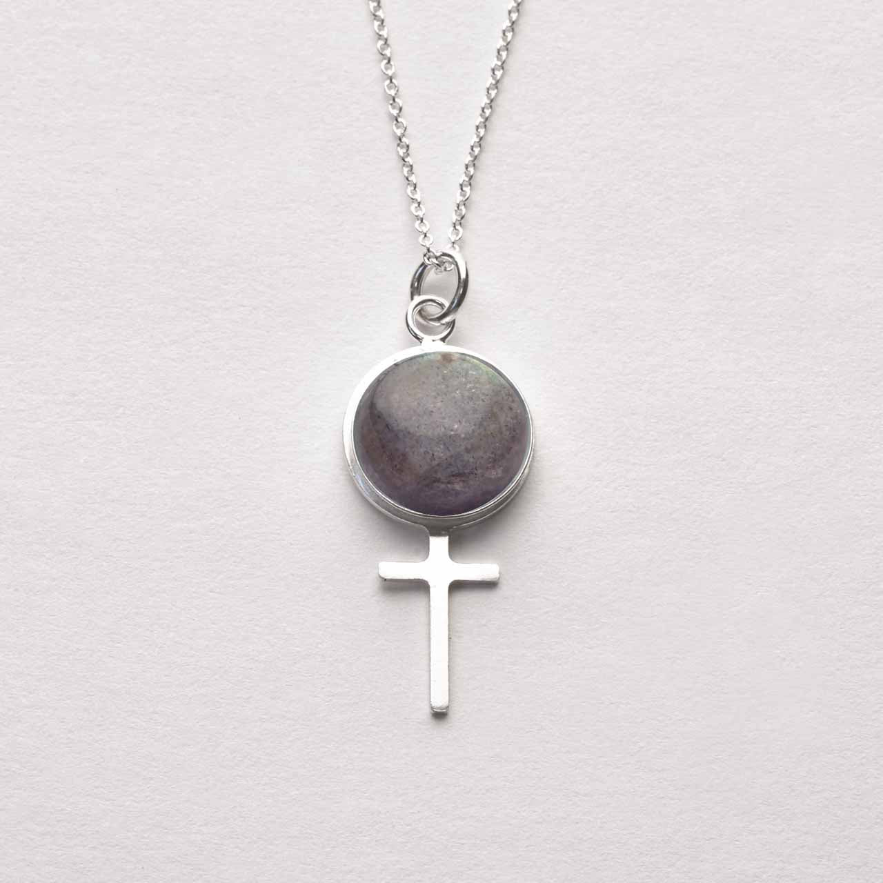 Labradorit Stort Feministsmycke - Feministsmeden