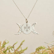 MÅNFASER HÄNGSMYCKE - Feministsmeden