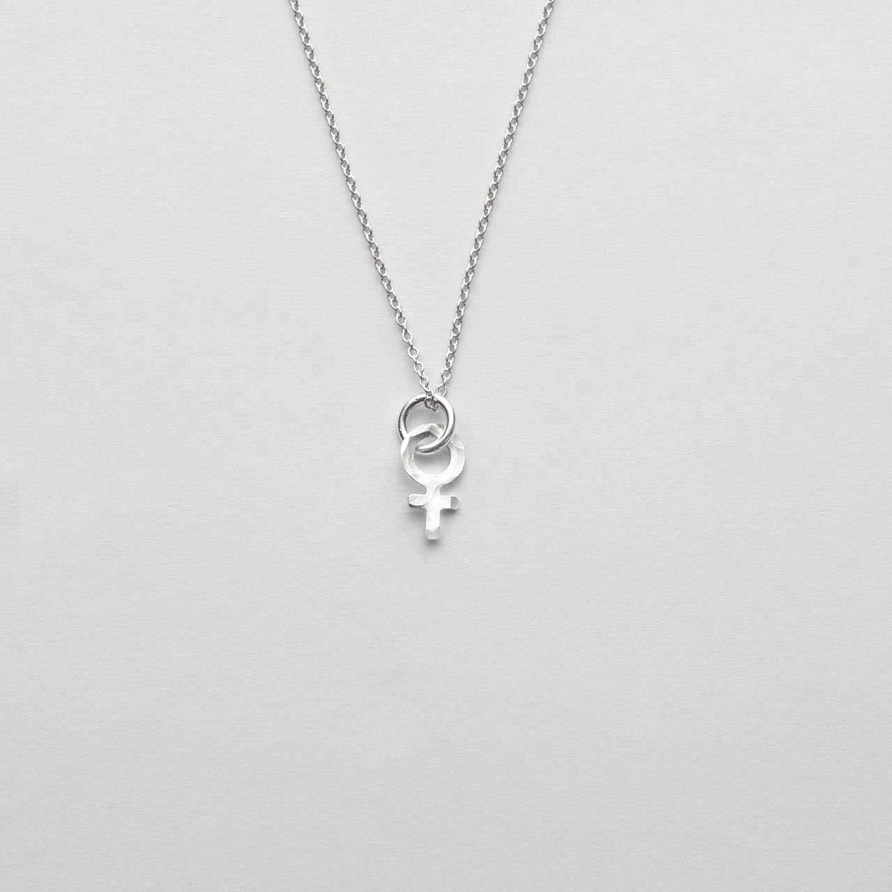 Mary Feministhänge Hamrat - Feministsmeden