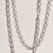 One of a kind Silverkedja - Feministsmeden