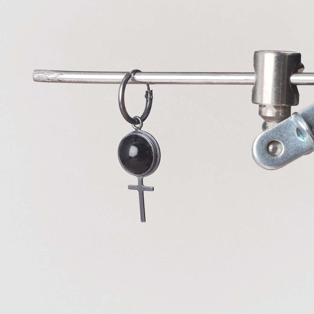 Onyx Stort Svartoxiderat Feministsmycke - Feministsmeden