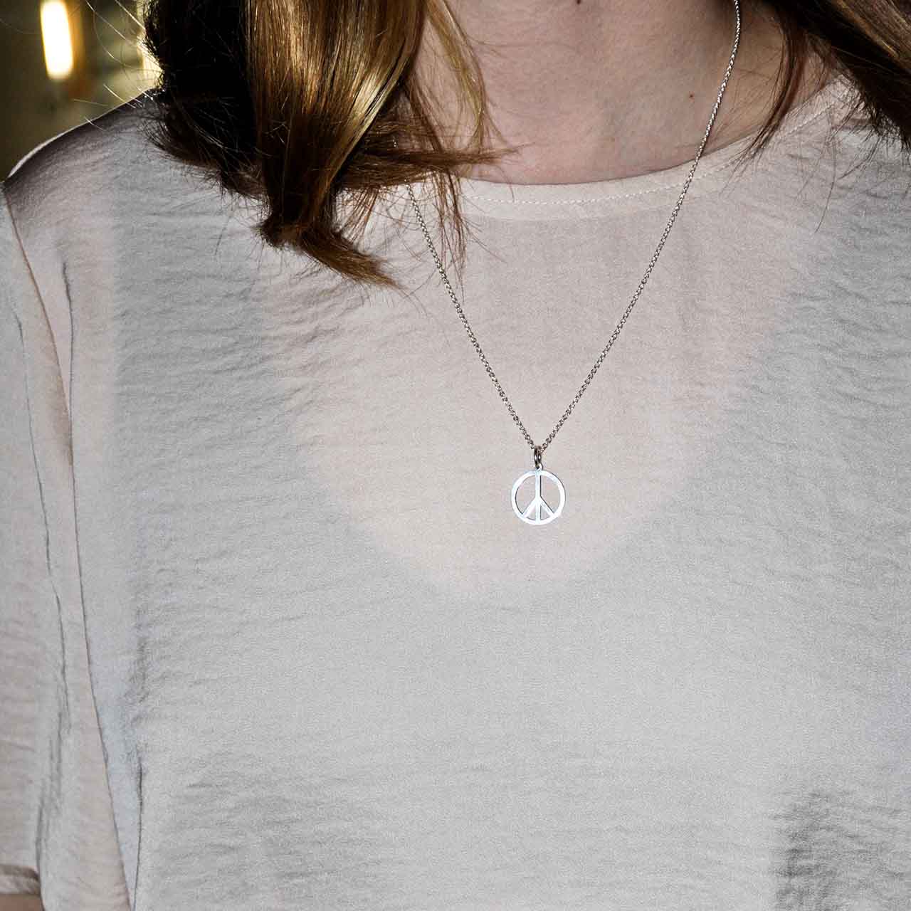 Peace hängsmycke - Feministsmeden