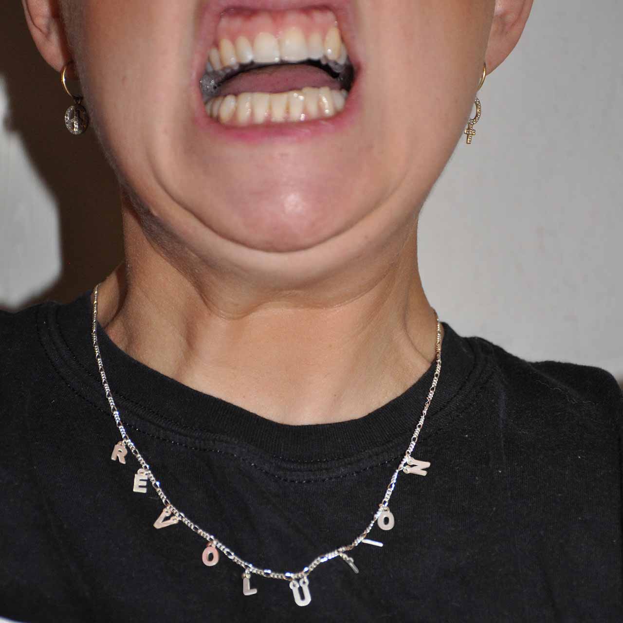 Revolution Halsband - Feministsmeden