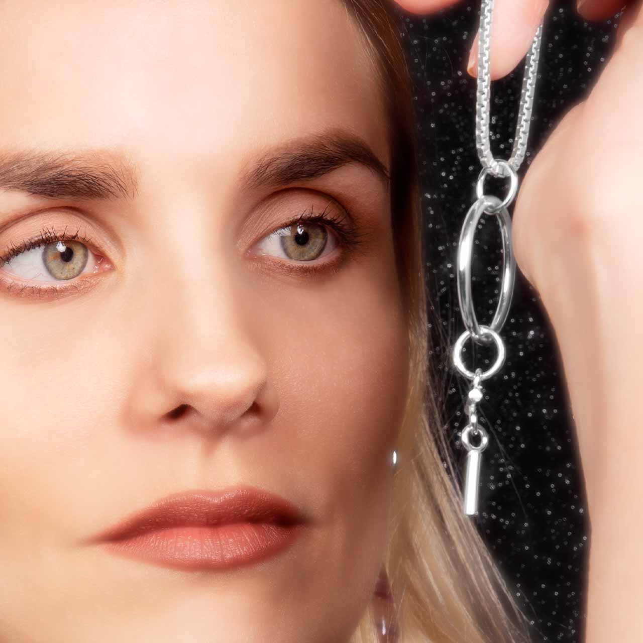 Rörelsen - Feministsmeden