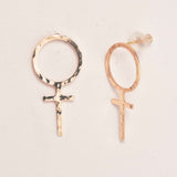 Rosa Hamrade Feministörhängen 18k guld