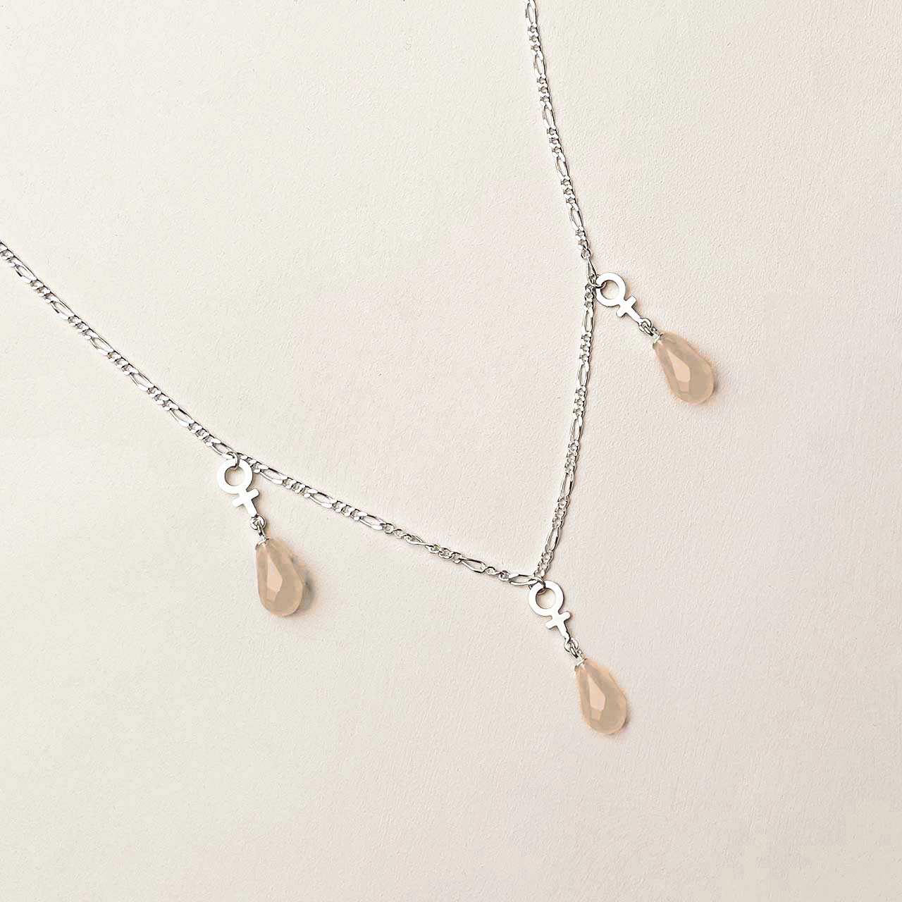 Rosenkvarts Feministhalsband - Feministsmeden