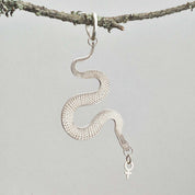 SERPENT ÖRHÄNGE MEGA - Feministsmeden