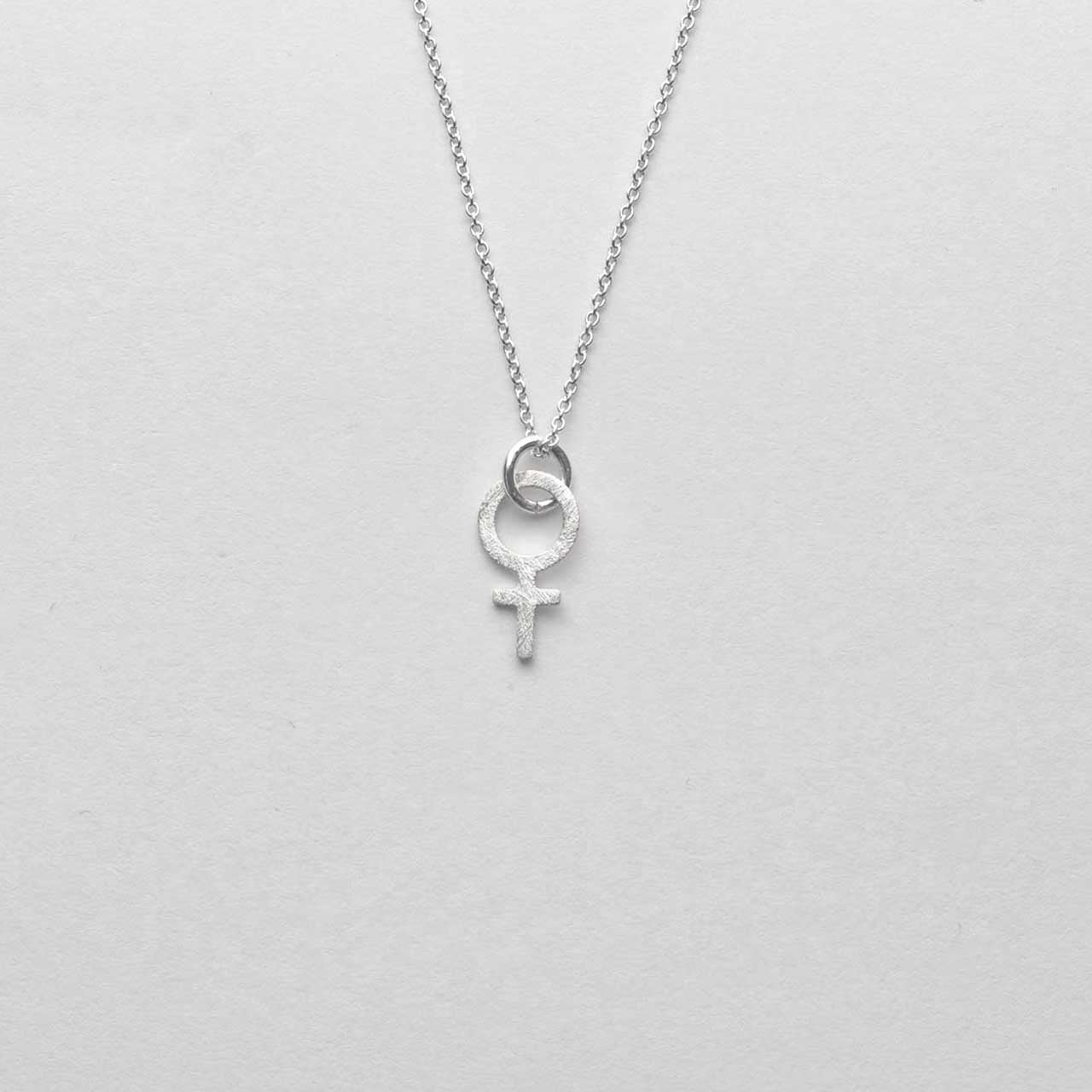 Simone Feministhänge Glittrigt - Feministsmeden