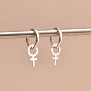 Systerskaps örhängen - Feministsmeden