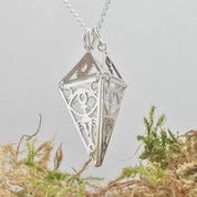 URMODERNS KAMMARE - Feministsmeden